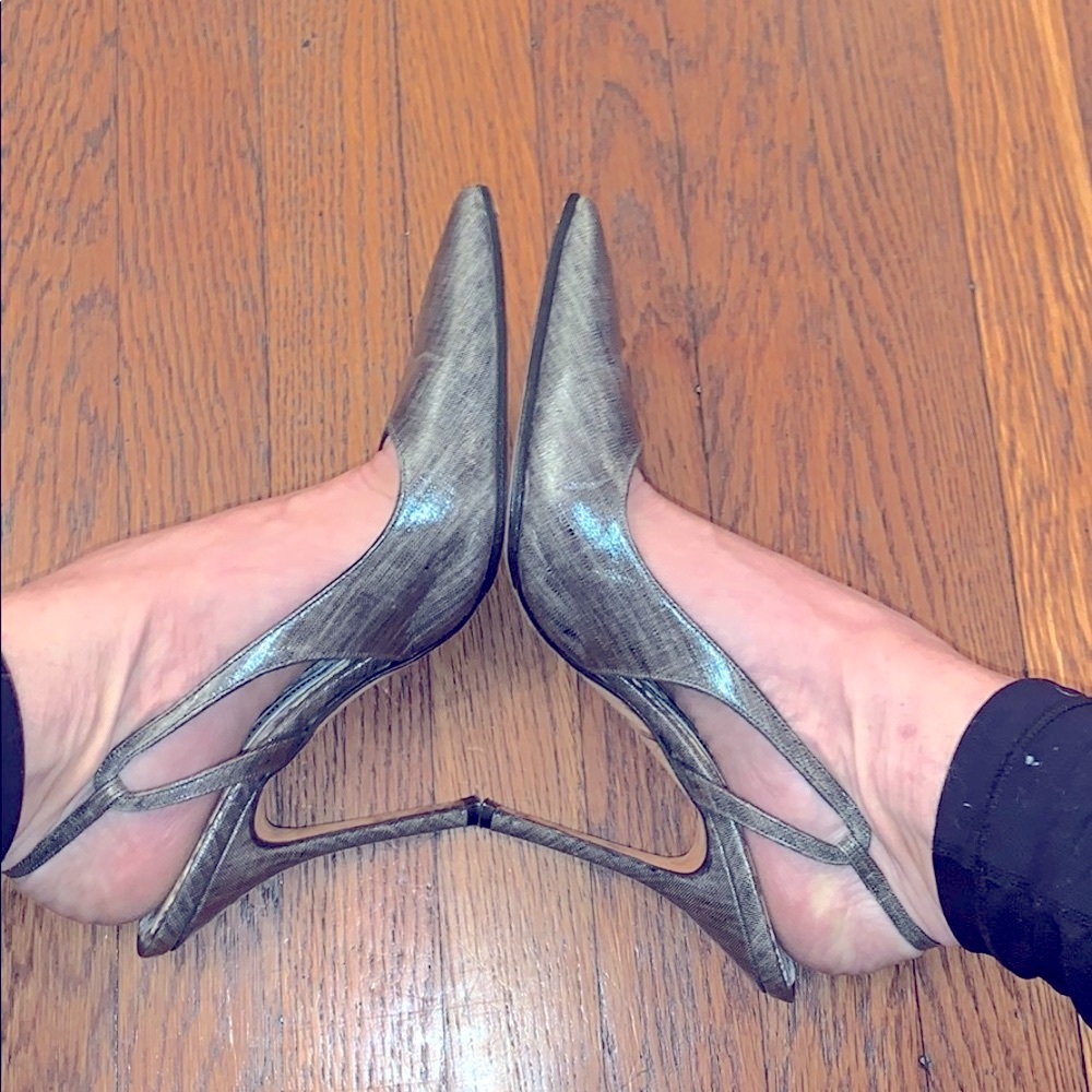 Manolo Blahnik 4.5” Closed Toe Sling Back Heels - Picture 8 of 8